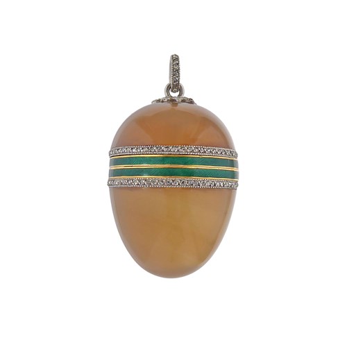 Early 20th century agate, gold and enamel egg pendant by Cartier, Paris 1906,
